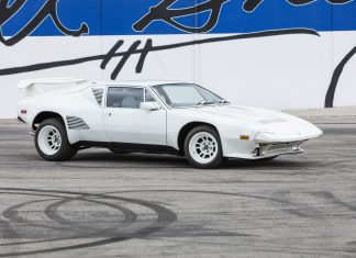 De Tomaso Pantera tanpa enjin dijual RM900K.