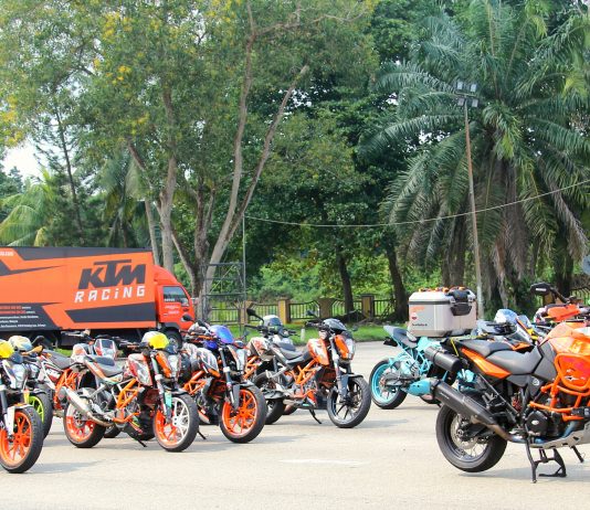 KTM Malaysia – Orange Karnival falsafah ‘READY TO RACE’