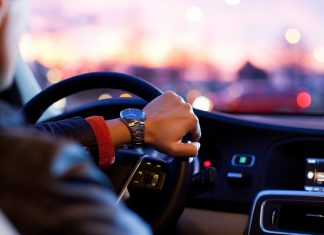 6 tips kekal segar ketika memandu jauh