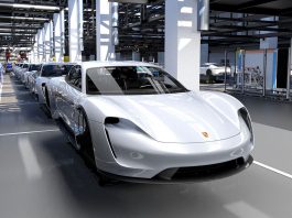 Porsche Taycan bakal menggunakan teknologi bateri terkini Porsche Taycan