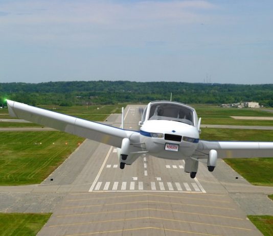 Kereta terbang Terrafugia dah boleh ditempah Terrafugia - Kereta Terbang
