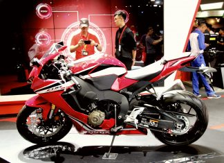 Cantik Honda CBR1000RR FIREBLADE 2019