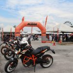 Karnival Orange KTM-1