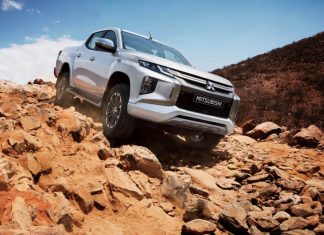 Mitsubishi lancar Triton/L200 baru