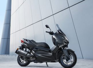 EICMA 2018 – Skuter Yamaha XMAX premium di lancarkan