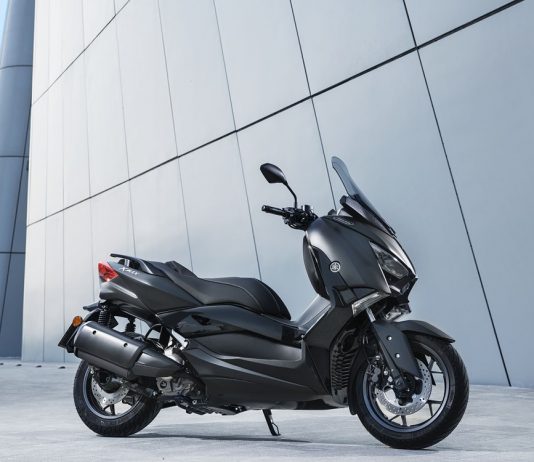 EICMA 2018 – Skuter Yamaha XMAX premium di lancarkan