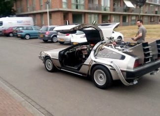 Chevrolet Corvette diubah suai jadi kereta kawalan jauh