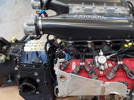 Enjin Ferrari 458 GT3-Spec V8 boleh digunakan pada kereta projek anda