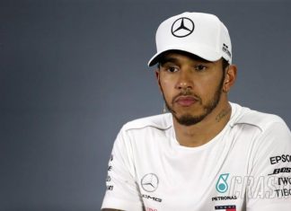 Hamilton mengalami kemalangan kecil Superbike di Jerez