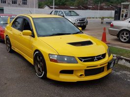 Mitsubishi Evo IX datang dengan jam tangan Ralliart istimewa