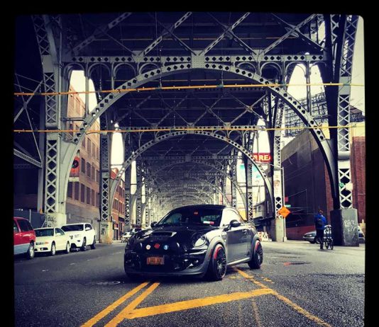 Mini Cooper Coupe bertemakan Darth Vader