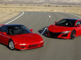 Honda NS-X 1989 ialah kereta pertama gunakan casis monocoque aluminium, sebuah Ferrari mampu milik
