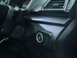 Perlu ke tekan tiga kali butang penghidup enjin untuk elak cepat rosak?