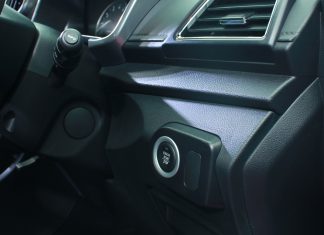 Perlu ke tekan tiga kali butang penghidup enjin untuk elak cepat rosak?