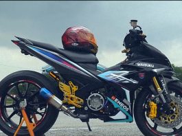 Y15ZR superbike
