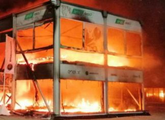 MotoE World Cup – Mesin dan peralatan Hangus Di Jilat Api