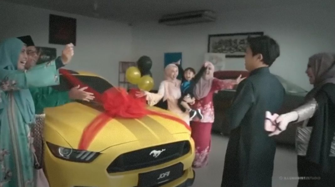 Cik Epal hadiahkan suami kereta Ford Mustang