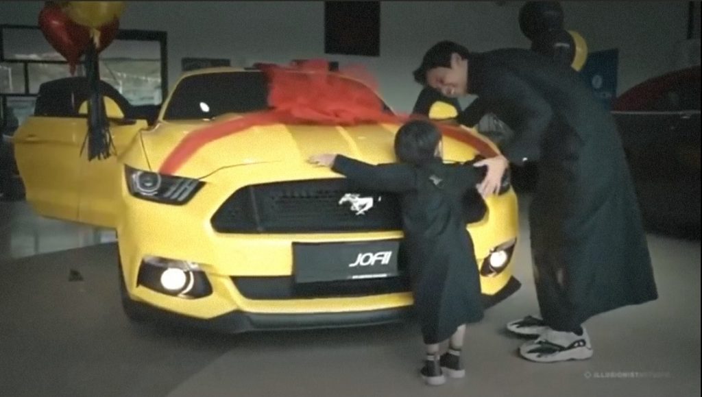 Hadiah Ford Mustang dari isteri