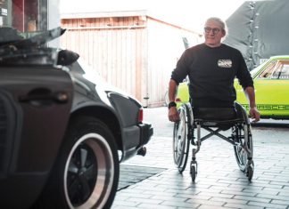 Dilahirkan tanpa kaki, bukan penghalang untuk pandu Porsche