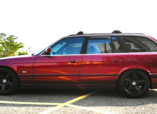 BMW E34 525i Wagon ini kemungkinan milik anda, mileage hanya 90 km