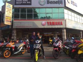 Ibu kepada lelaki ini sempoi belikan Yamaha Y15ZR, namun tetap tegas