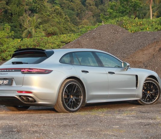 Pandu uji: Porsche Panamera 4 Sport Turismo – sedan dengan prestasi kereta sport