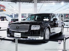 Toyota Century ini adalah kereta paling sesuai untuk Maharaja Jepun