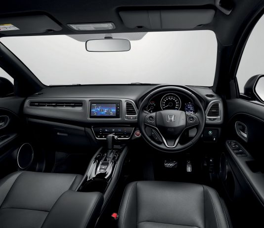 Honda HR-V RS kini dengan kemasan kabin serba hitam Honda HR-V RS