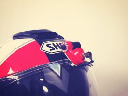 WiPEY – Gerenti Konfiden Menunggang Dalam Hujan