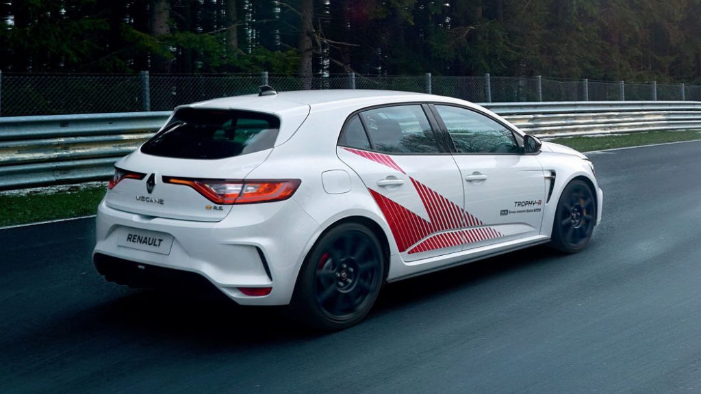 Megane RS Trophy-R mengatasi rekod Nurburgring Honda Civic Type-R