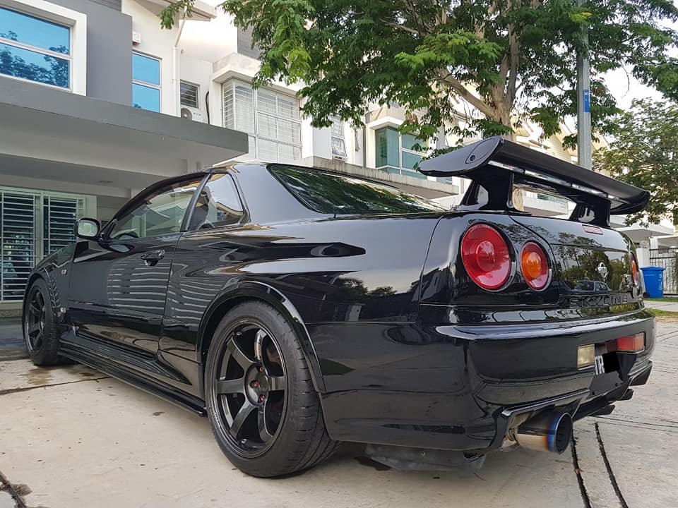 Nissan Skyline V-Spec II