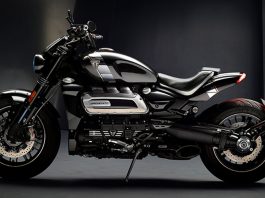 Apa kata letak enjin 2.5-liter 3-silinder pada motor superbike