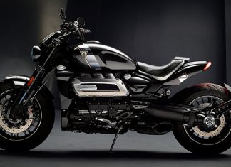 Apa kata letak enjin 2.5-liter 3-silinder pada motor superbike