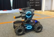 DJI RoboMaster S1 ialah robot kereta kebal untuk ajar anak anda pemograman