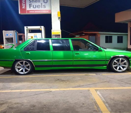 Proton Saga Limosine ini sangat rare dan anda boleh milikinya Proton Saga Limosine