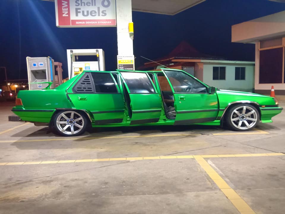 Proton Saga Limosine ini sangat rare dan anda boleh ...