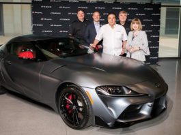 Lelaki ini beruntung menjadi pemilik Toyota Supra 2020 pertama di dunia Toyota Supra 2020