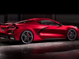 Chevrolet Corvette C8 Stingray kini berenjin tengah! V8 dengan 495hp