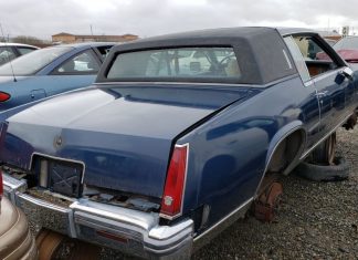 1981 Cadillac Eldorado dengan enjin V8-6-4