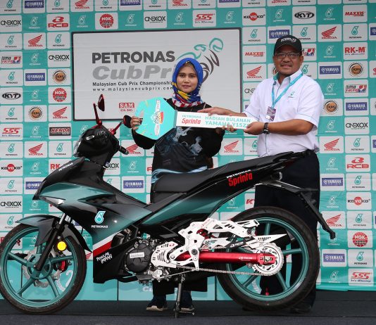 Ibu tiga anak menang Y15ZR PETRONAS Sprinta Bonanza