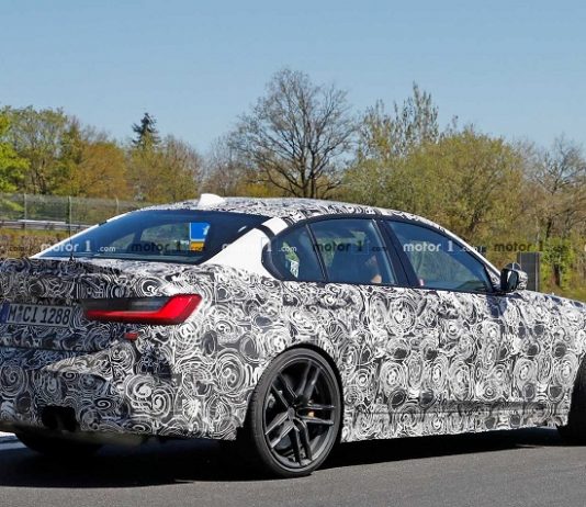 BMW sah M3 2020 sah pacuan roda belakang dan terdapat pilihan manual!