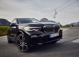 BMW X5 dengan varian PHEV xDrive45e dilancarkan