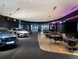 Bilik pameran Mercedes Mutiara Damansara tampilkan pengalaman pembelian masa depan