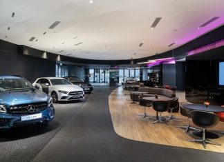 Bilik pameran Mercedes Mutiara Damansara tampilkan pengalaman pembelian masa depan