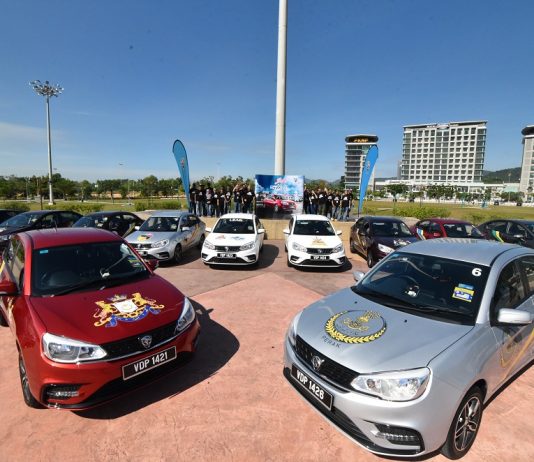 Pembiayaan istimewa mudahkan kakitangan kerajaan dan graduan membeli Proton baharu