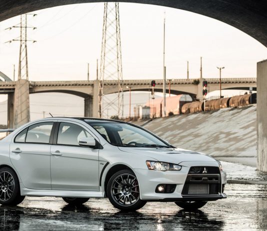 Mitsubishi Lancer Evolution yang terakhir dijual pada harga tinggi