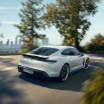 e05757cd-2020-porsche-taycan-unveiled-31
