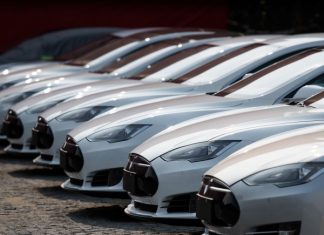 Jualan kereta di India catat penurunan bulanan terburuk