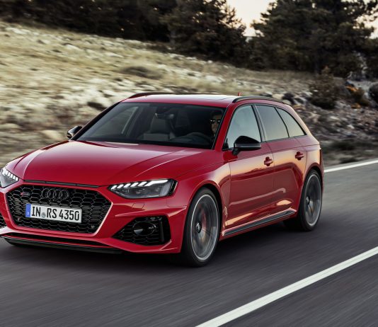 Audi RS4 Avant 2020 diberi penampilan lebih kemas