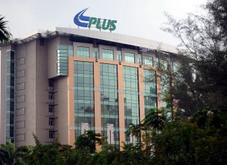 4 tawaran ambil alih PLUS